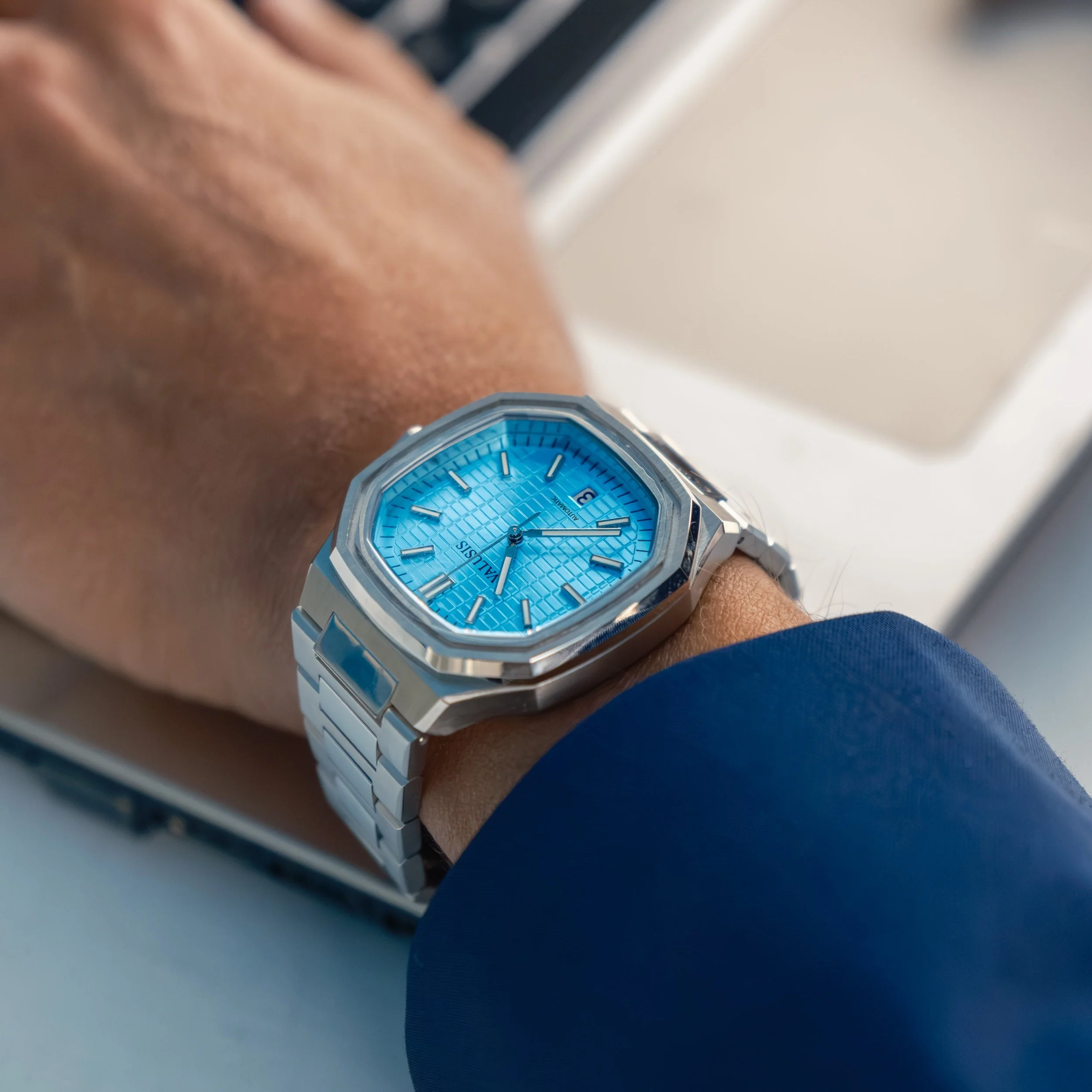 VOLT TURQUOISE AUTOMATIC - Image 2
